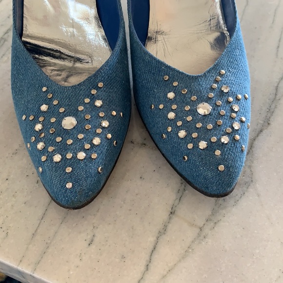 Denim Stuart Weitzman Rhinestone Pumps 8 Narrow - Picture 3 of 10